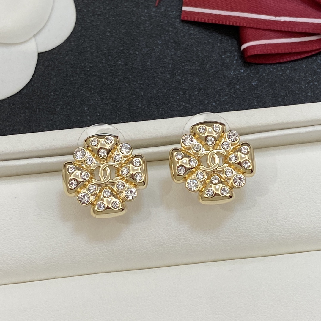[TOP] CHANEL CC Flower Earrings - Gold