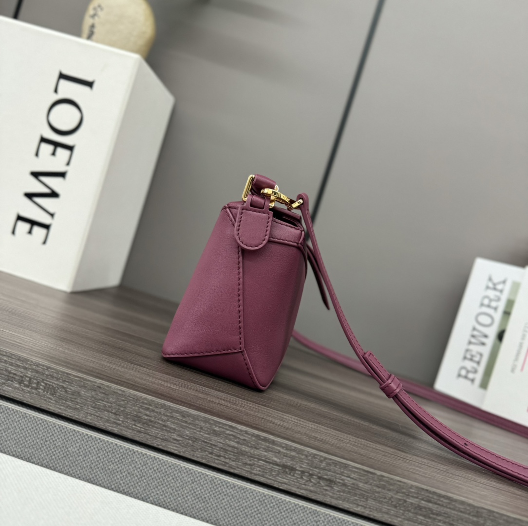 [TOP] LOEWE Mini Puzzle Bag Anagram 18*12.5*8CＭ - Red