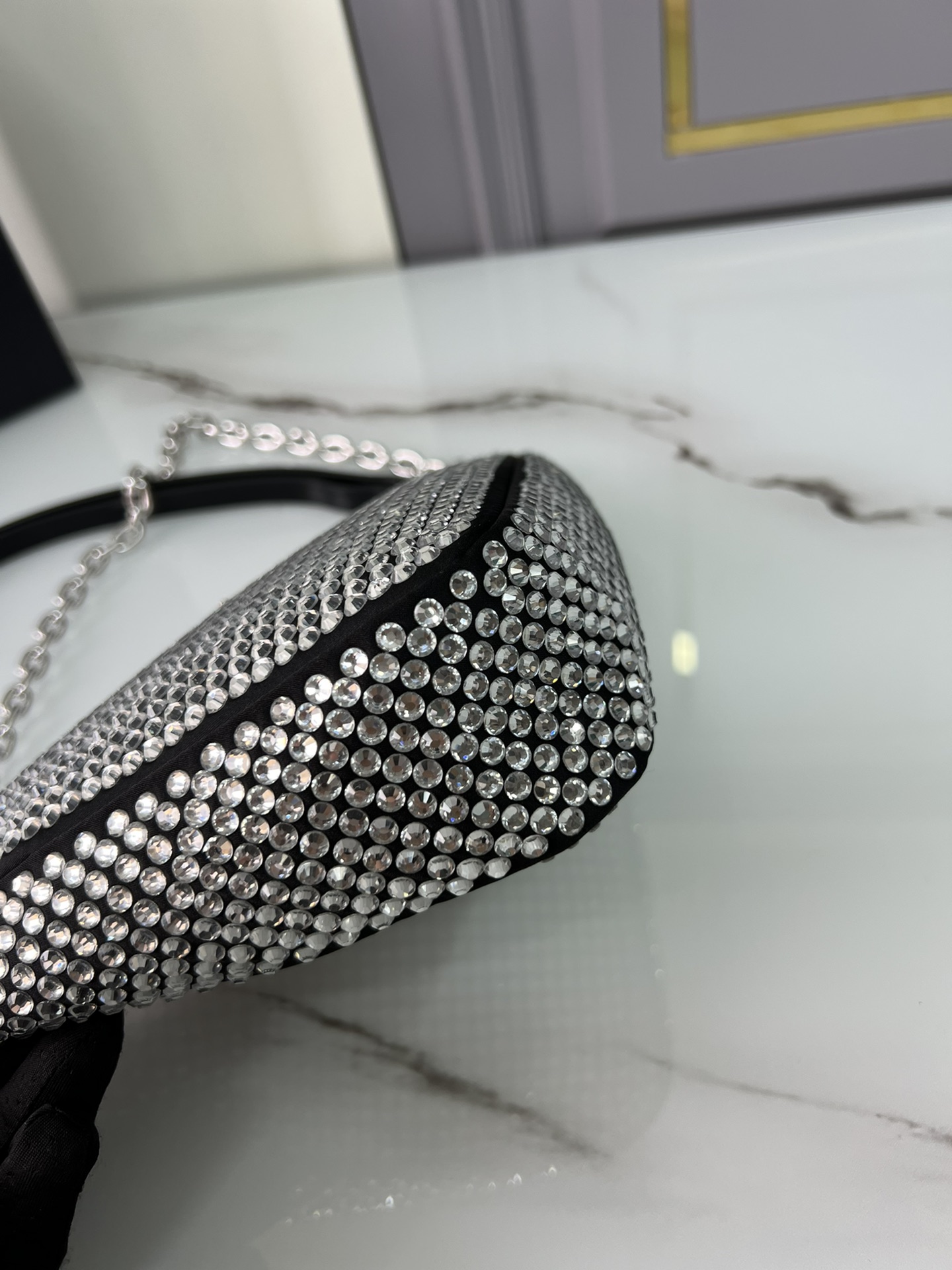 [TOP] PRADA Triangle Bag with Crystal Decoration Mini 26x15x6cm -Silver