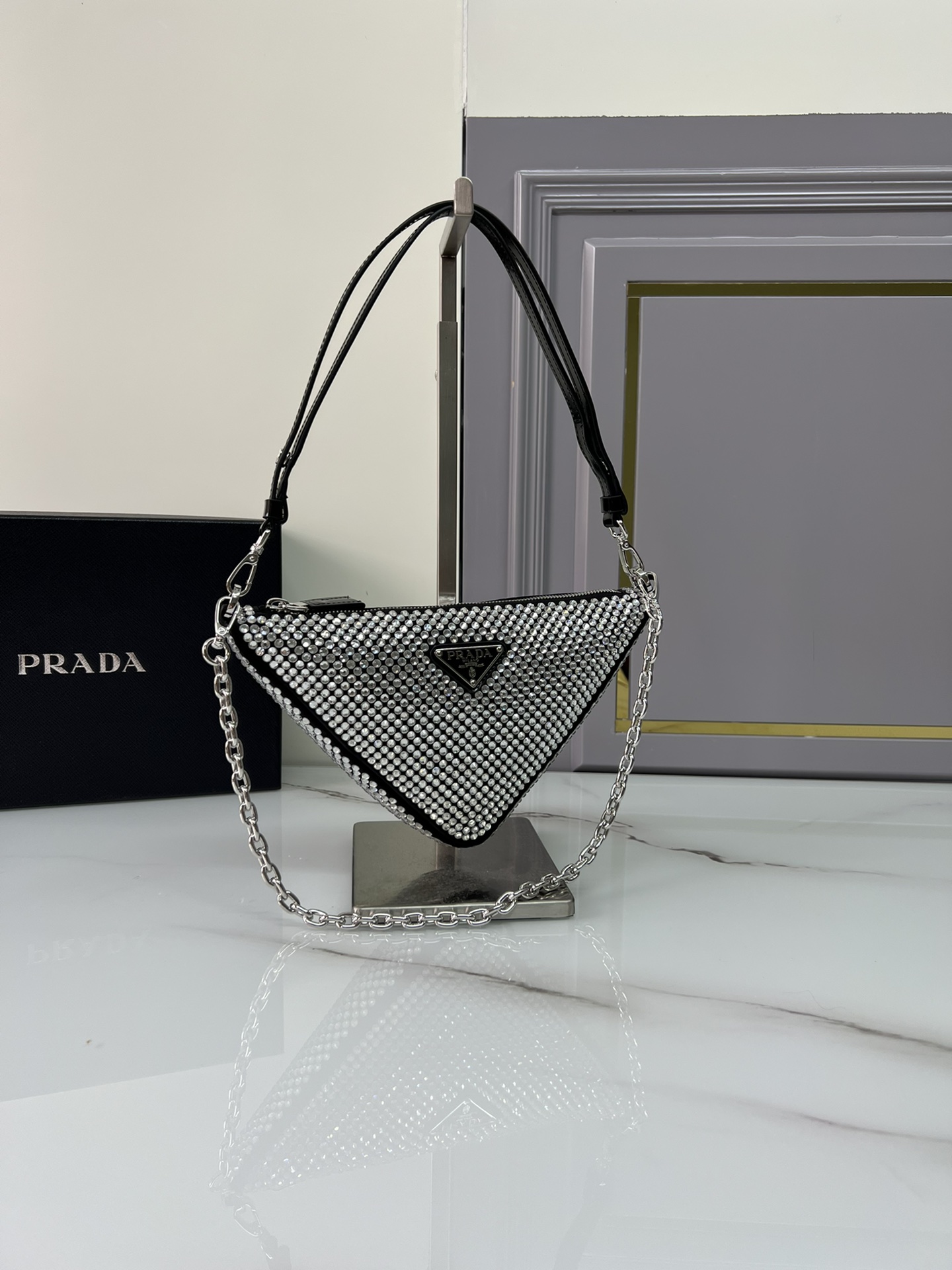 [TOP] PRADA Triangle Bag with Crystal Decoration Mini 26x15x6cm -Silver