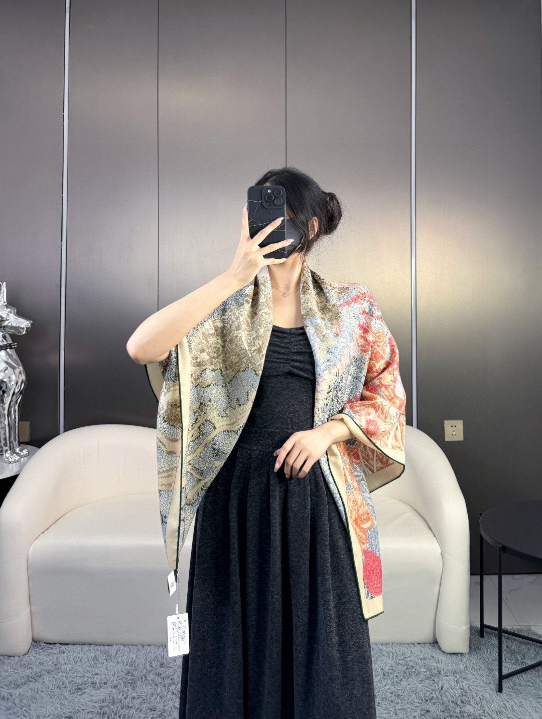 [TOP] HERMES Cashmere Square Scarf 140 x 140 cm - 2 Colours