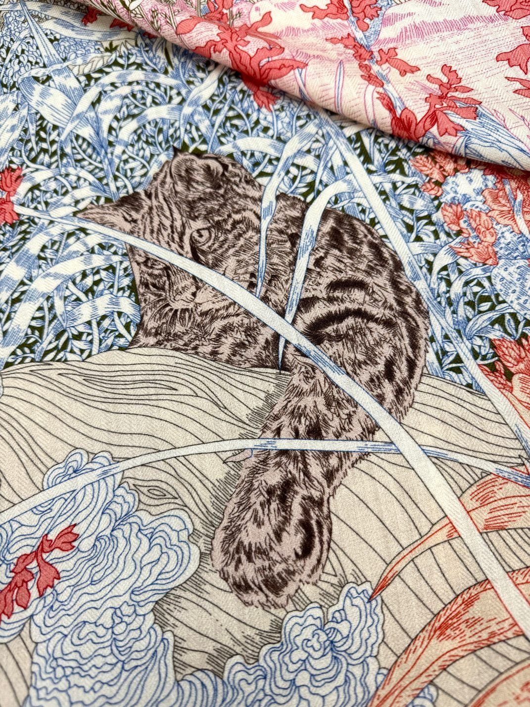 [TOP] HERMES Cashmere Square Scarf 140 x 140 cm - 2 Colours