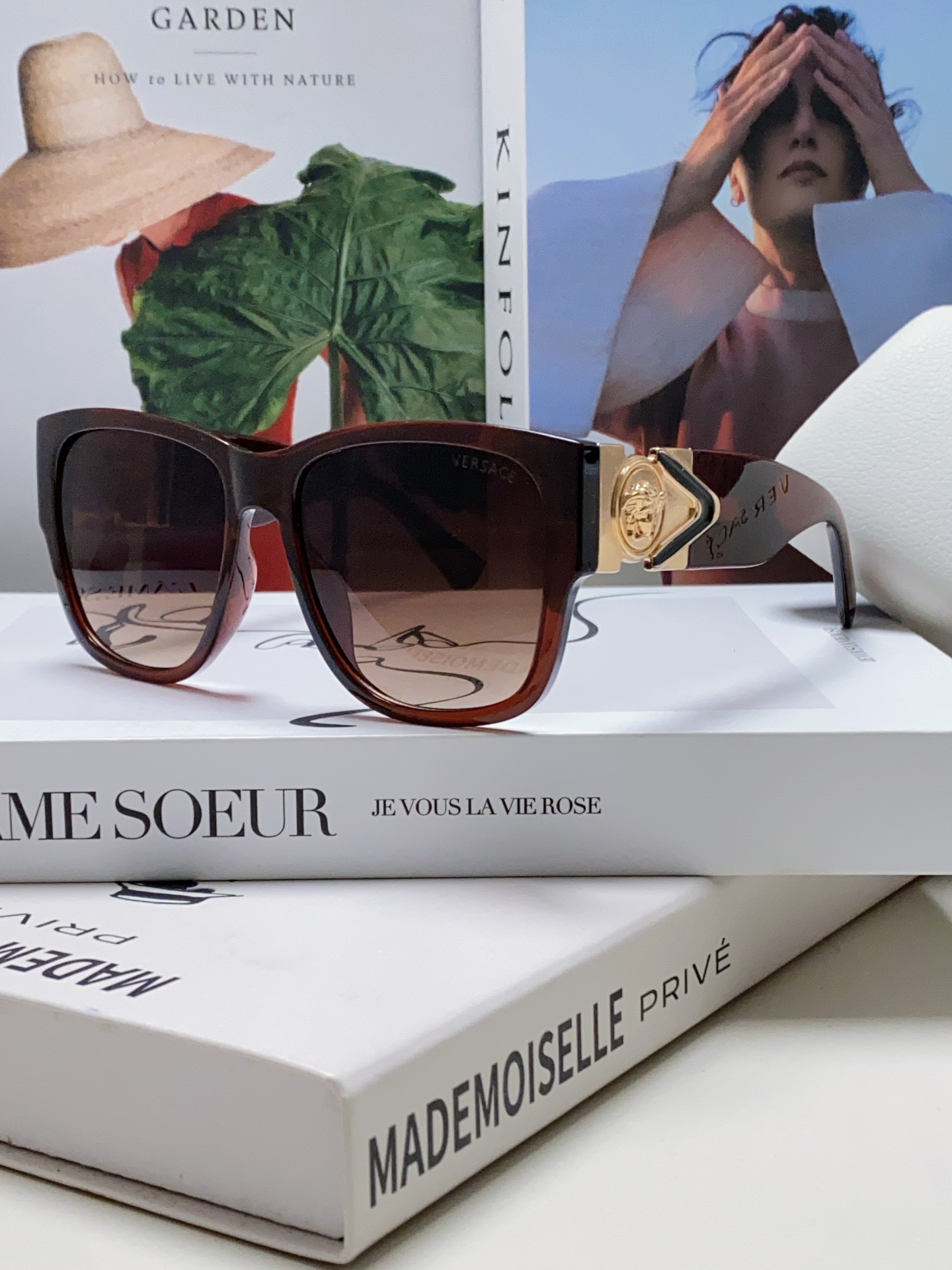 [TOP] VERSACE Sunglasses - 3 Colors