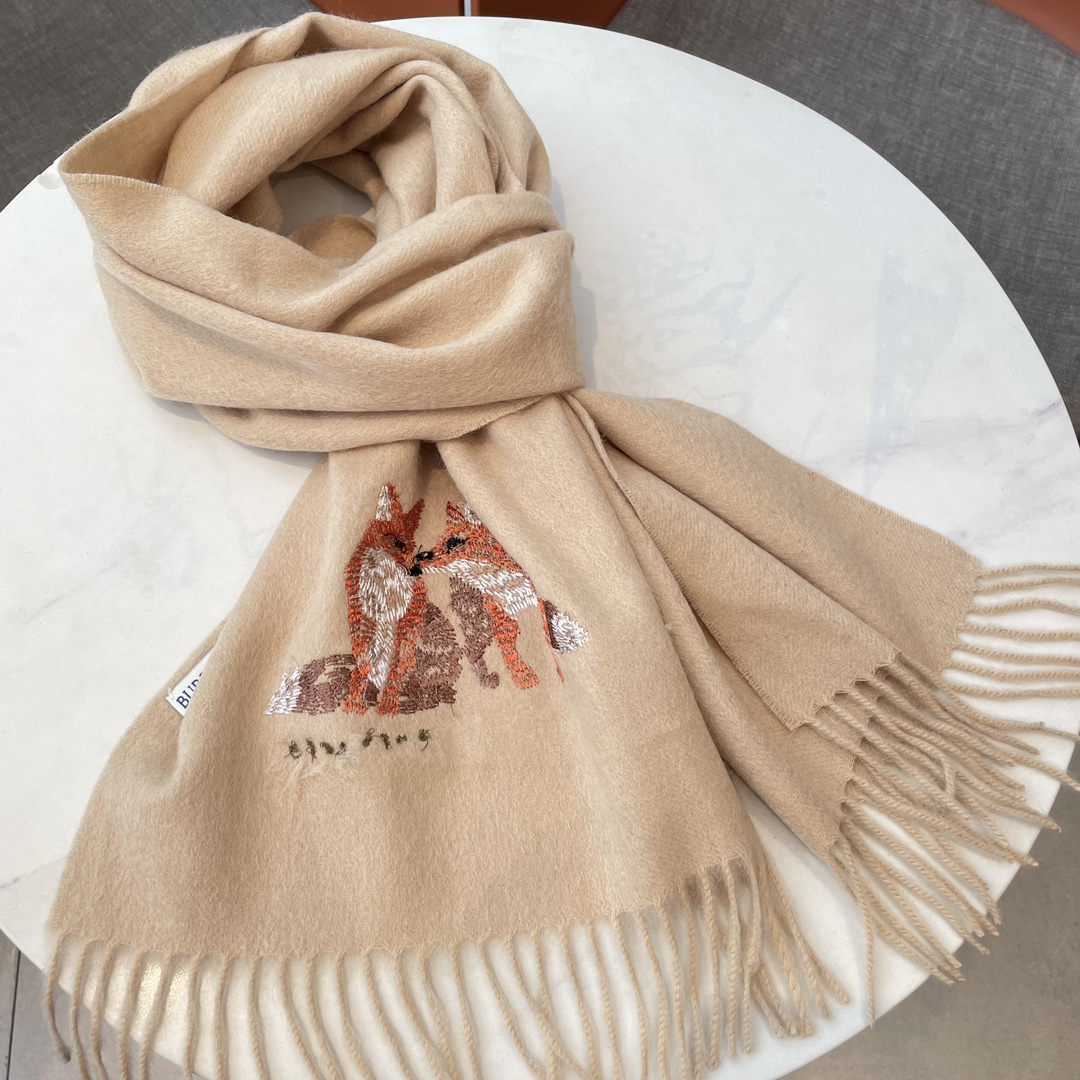 [TOP] BURBERRY Cunning Fox Dumb Bunny Scarf 30x180cm - 3 Color