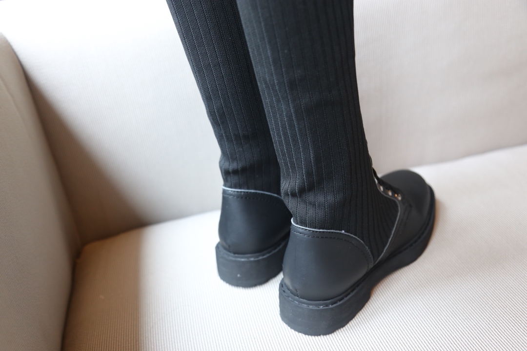 [TOP] FENDI FF Knitted Long Boots - Black