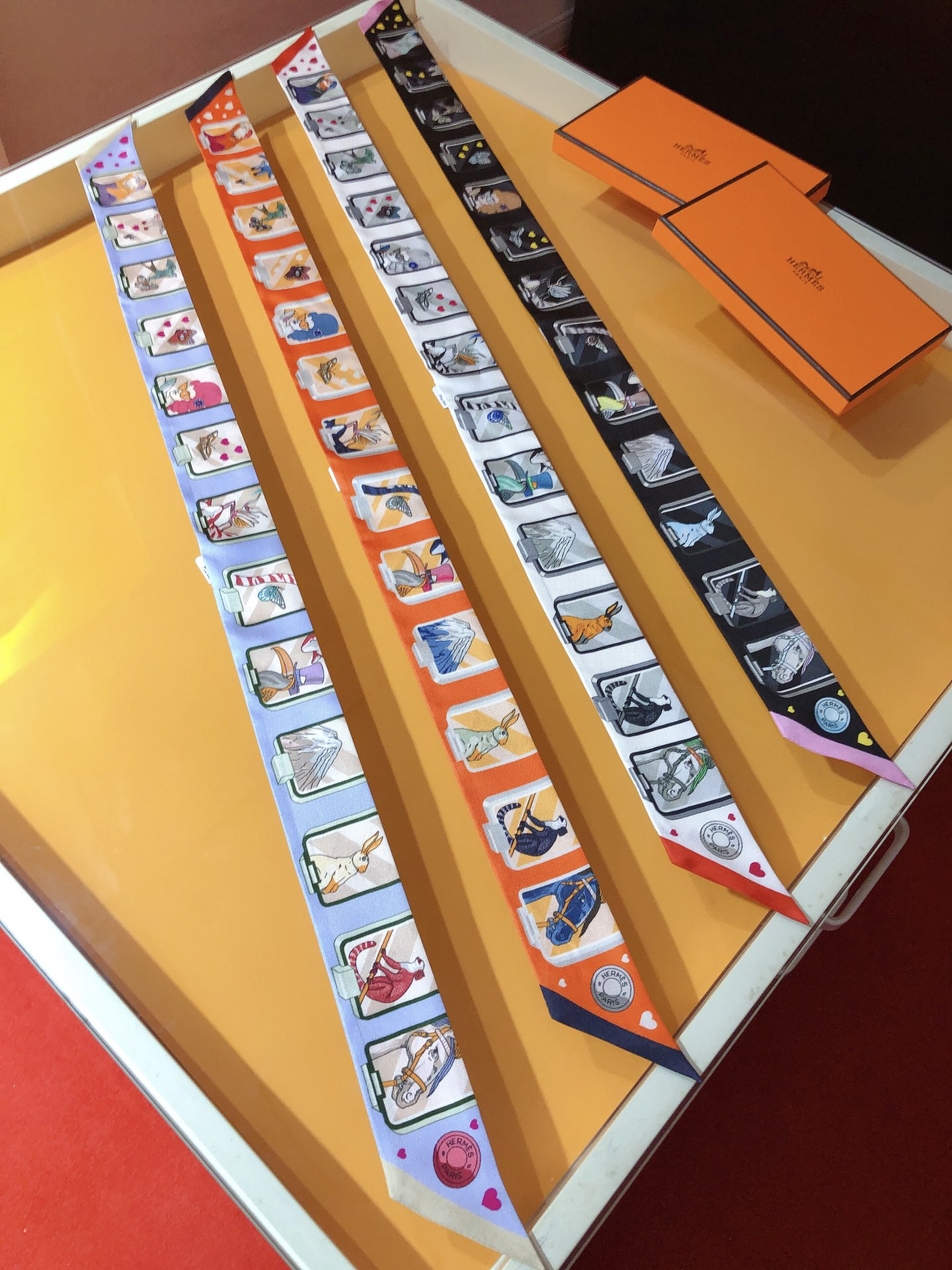 [TOP] HERMES Dynamic Sharing Twilly Scarf 86 x 5 cm - 4 Colours