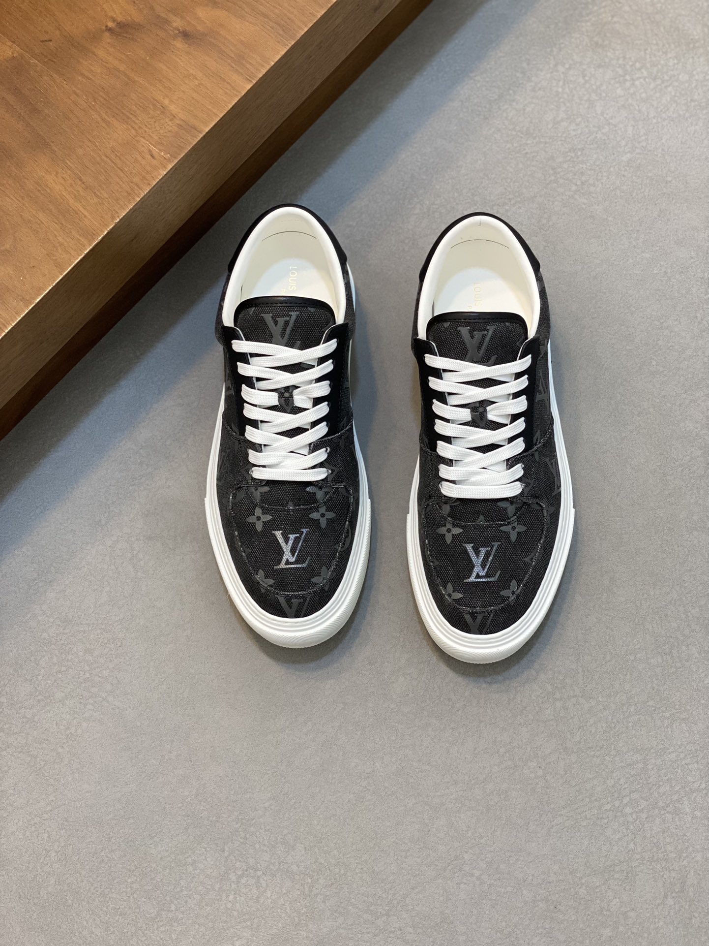 [TOP] Louis Vuitton LV New Casual Men's Shoes - 4 Colors