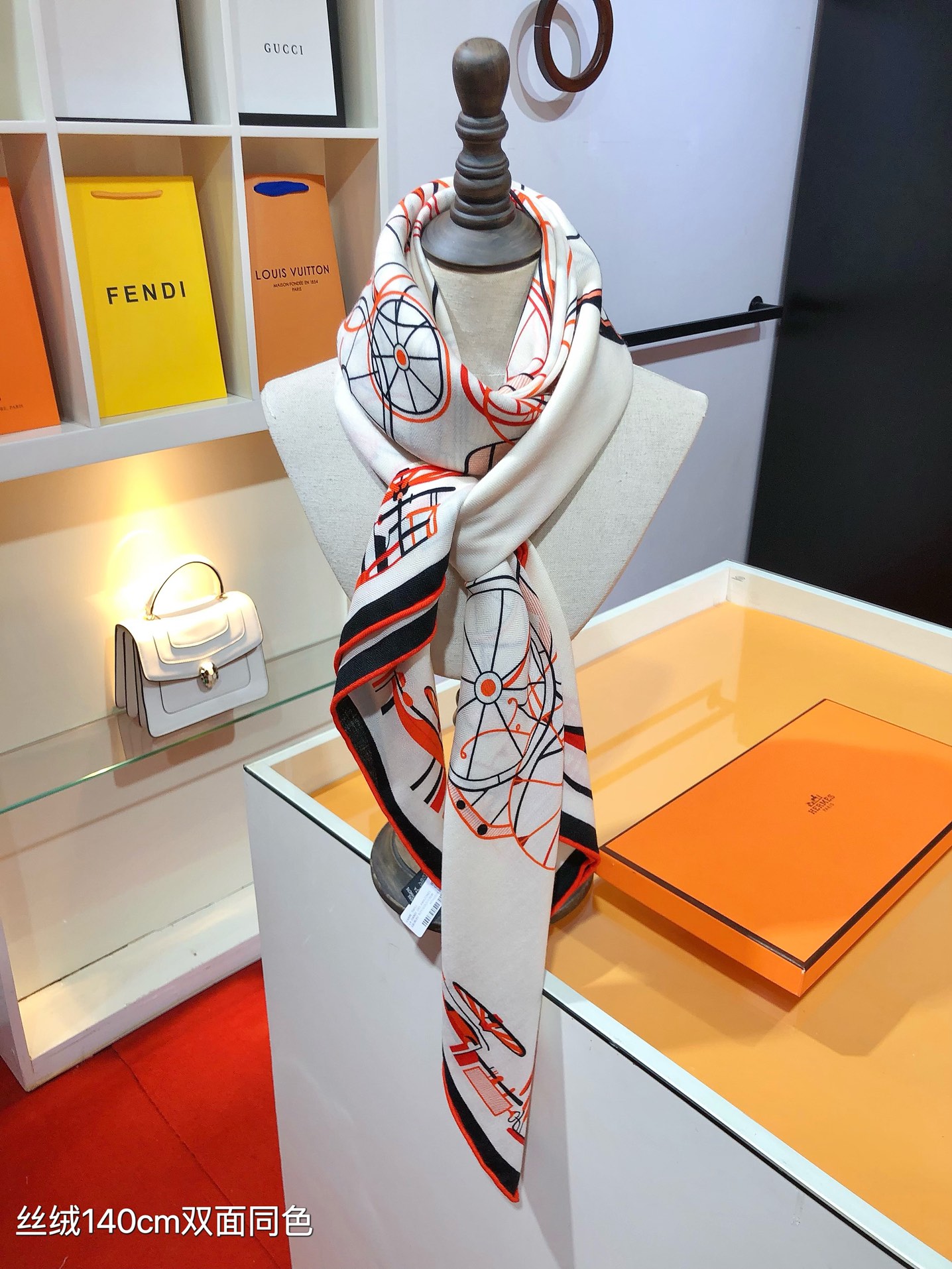 [TOP] HERMES Horse Carriage Square Scarf 140 x 140 cm - 4 Colours