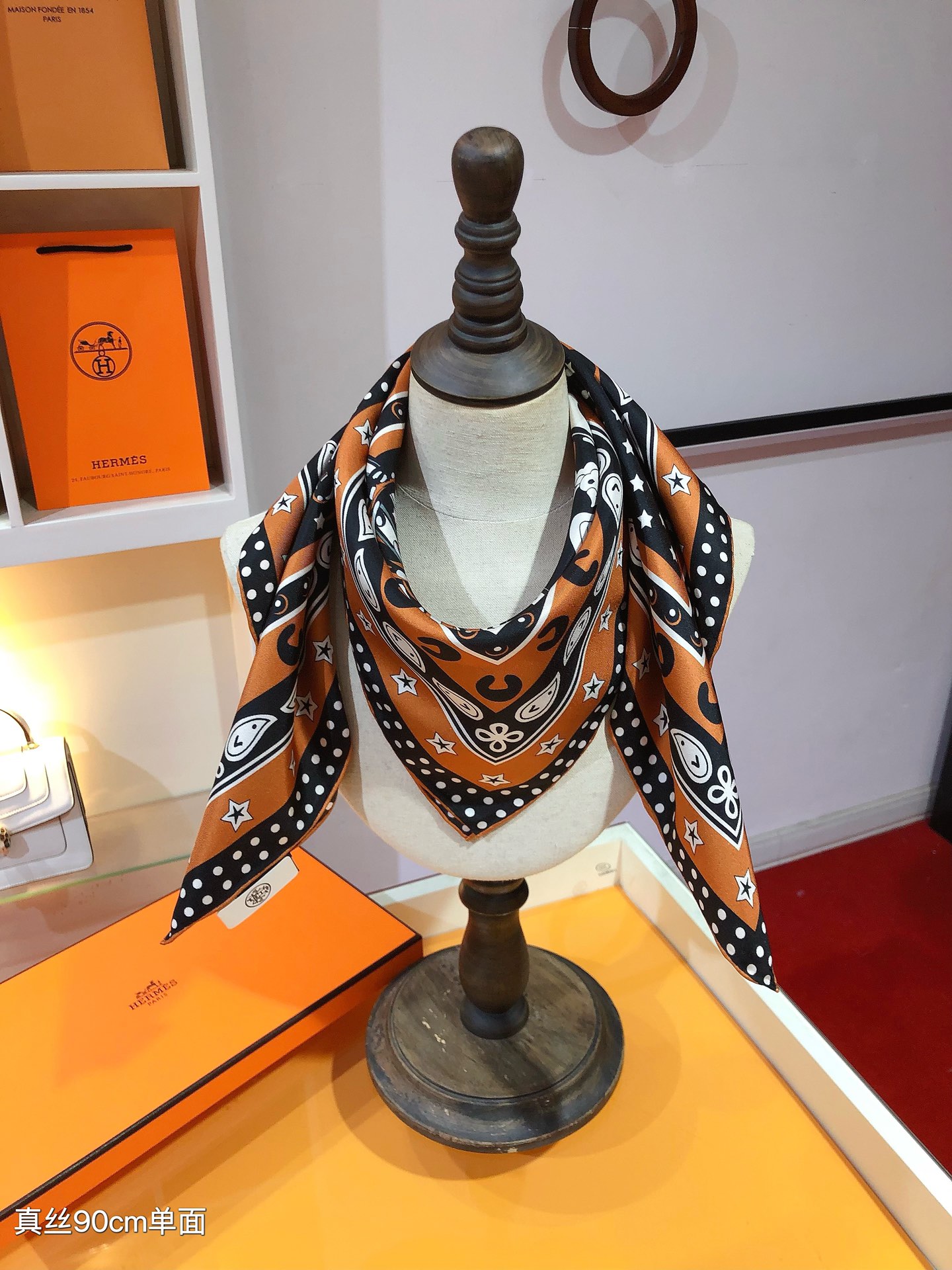 [TOP] HERMES Punk Horse Square Scarf 90 x 90 cm - 3 Colours