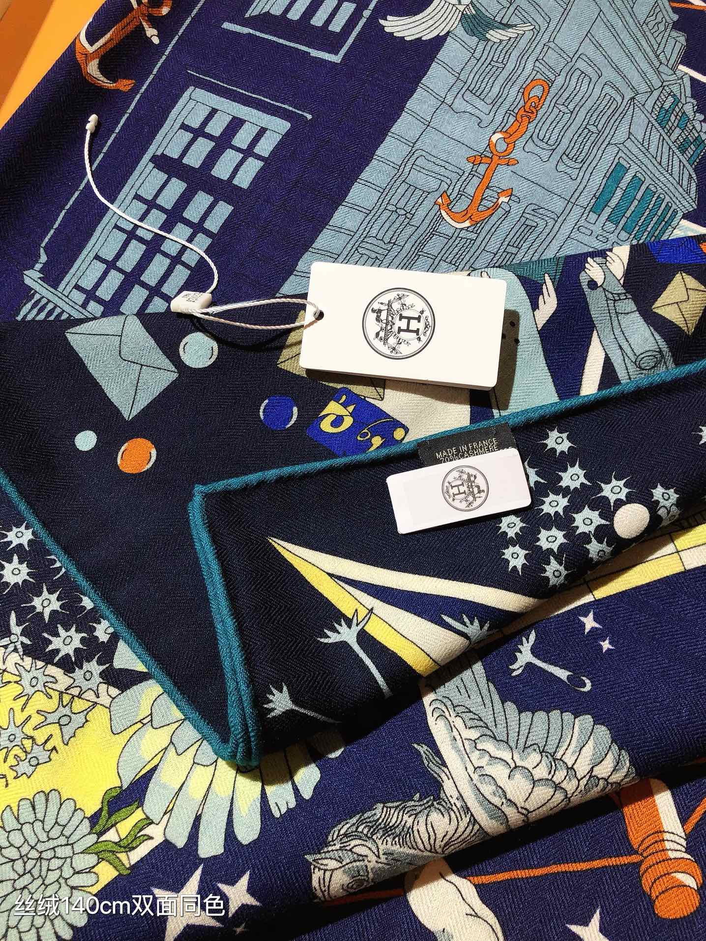 [TOP] HERMES Square Scarf 140 x 140 cm - 3 Colours