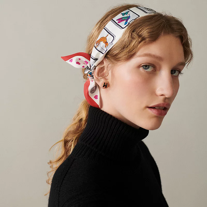 [TOP] HERMES Dynamic Sharing Twilly Scarf 86 x 5 cm - 4 Colours