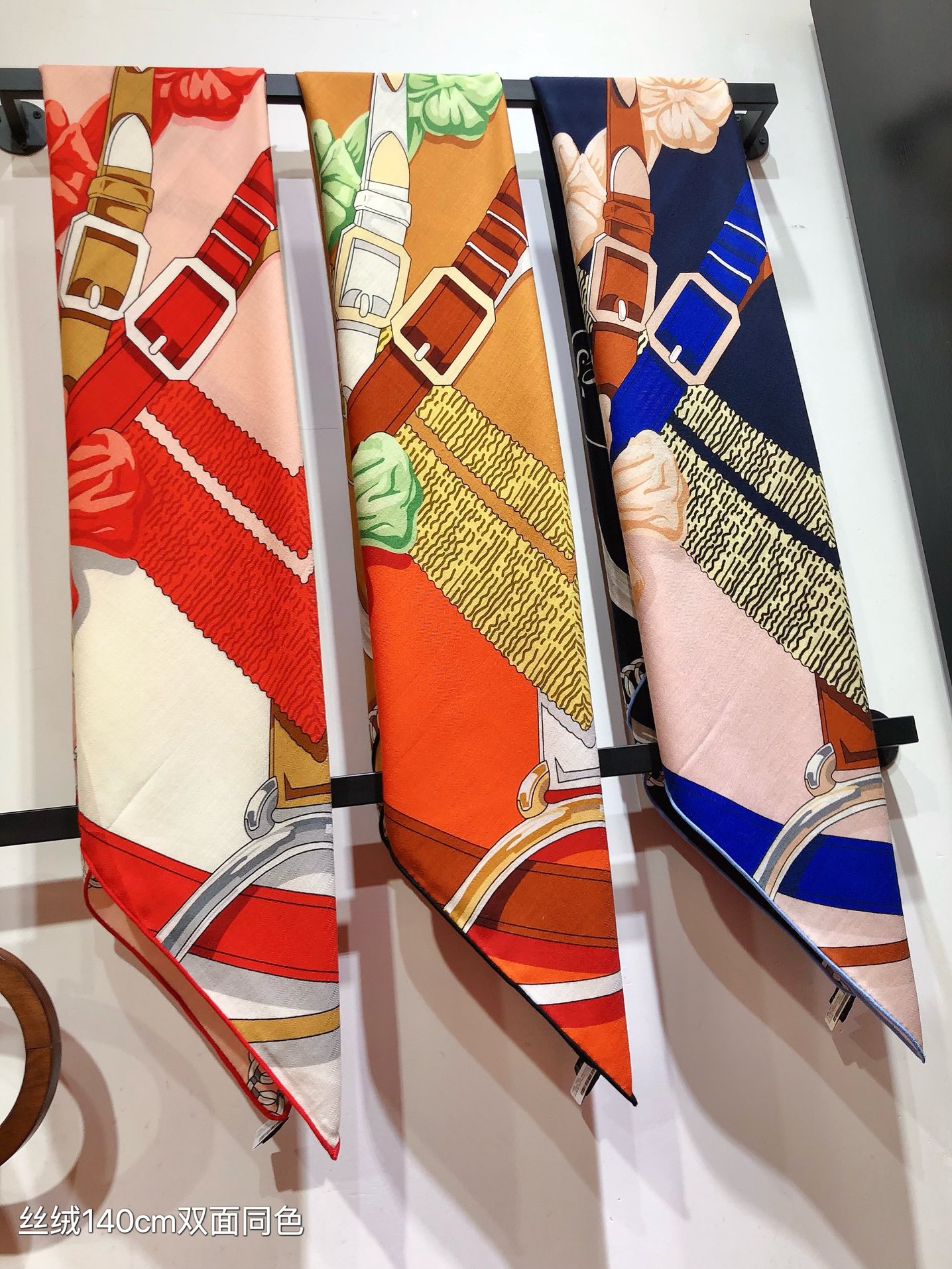 [TOP] HERMES Square Scarf 140 x 140 cm - 3 Colours