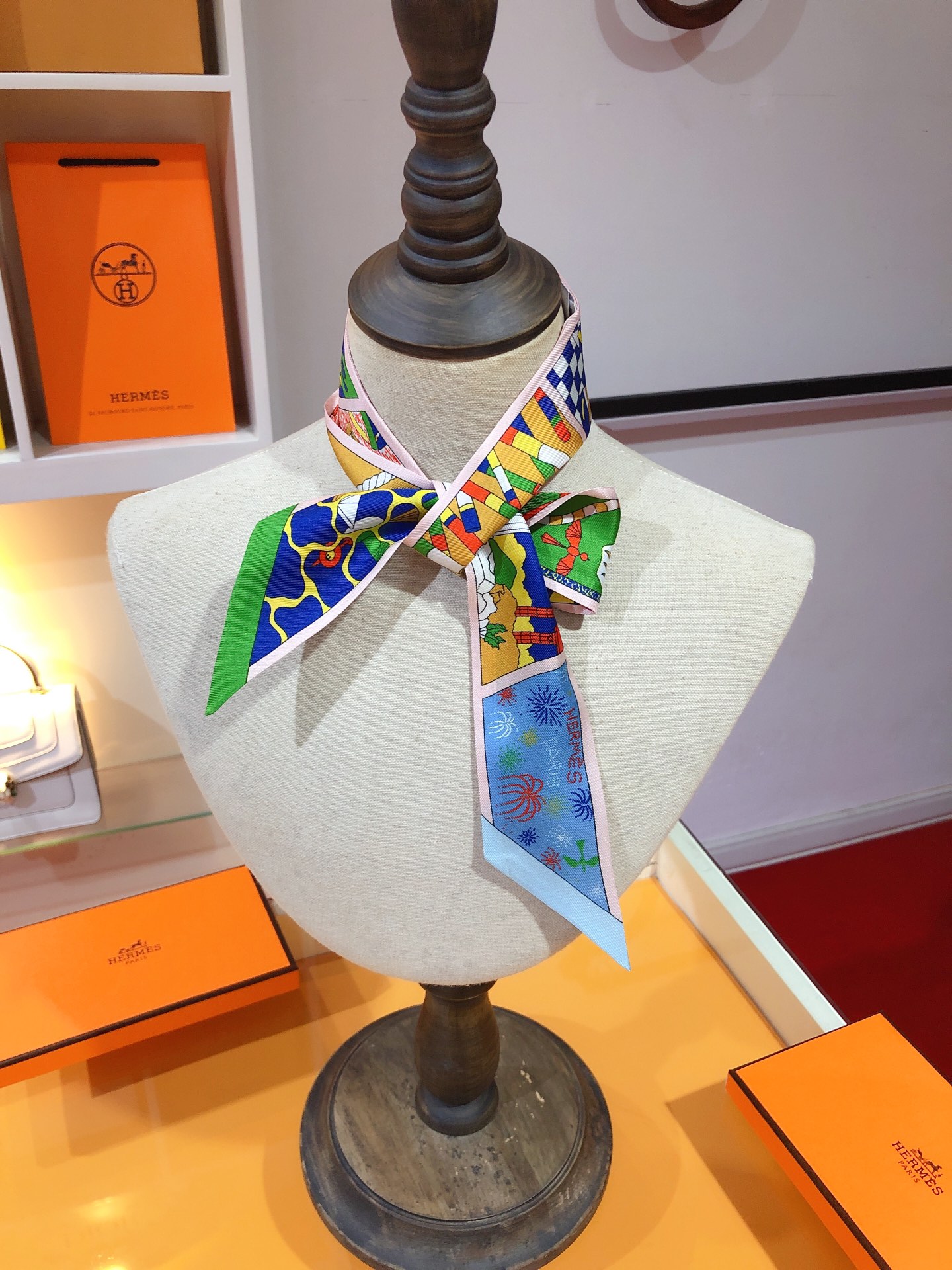 [TOP] HERMES Factory Suite Twilly Scarf 86 x 5 cm - 4 Colours