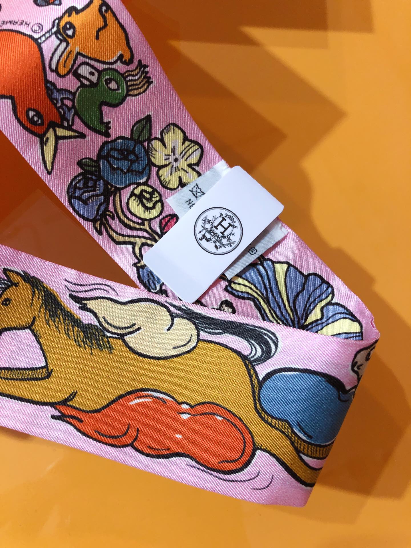 [TOP] HERMES One Thousand and One Rabbits Twilly Scarf 86 x 5 cm - 4 Colours