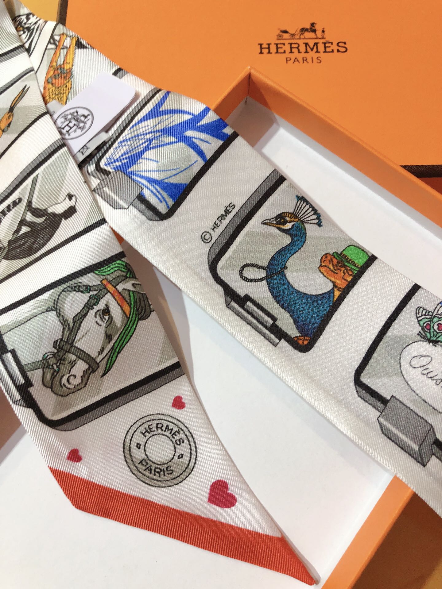 [TOP] HERMES Dynamic Sharing Twilly Scarf 86 x 5 cm - 4 Colours