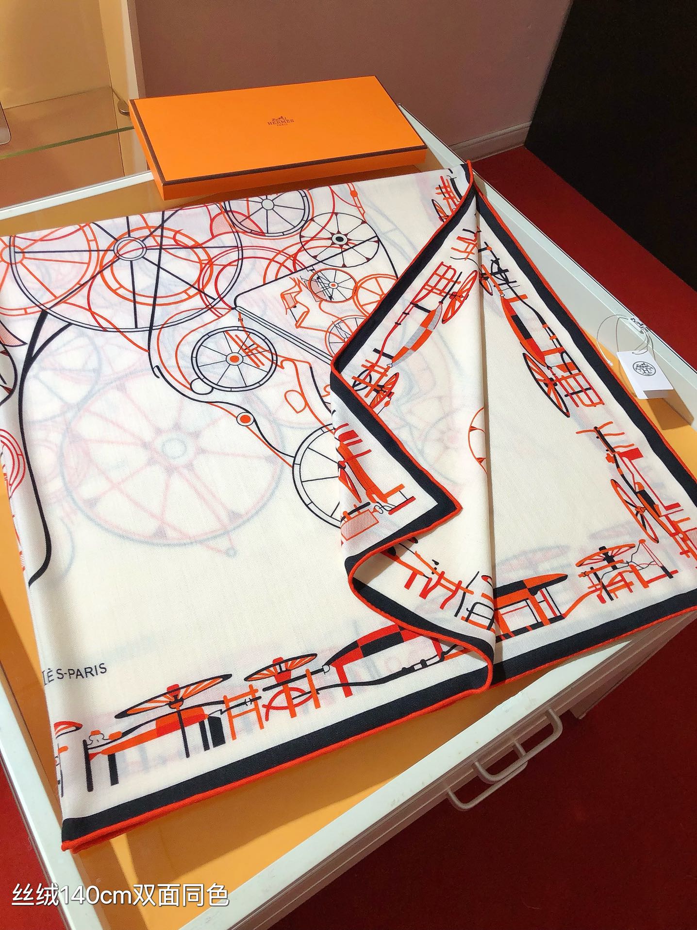 [TOP] HERMES Horse Carriage Square Scarf 140 x 140 cm - 4 Colours