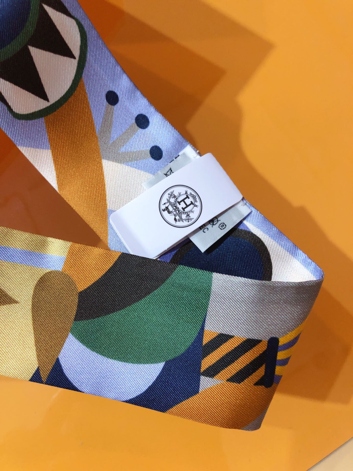 [TOP] HERMES Grand Parade Twilly Scarf 86 x 5 cm - 4 Colours