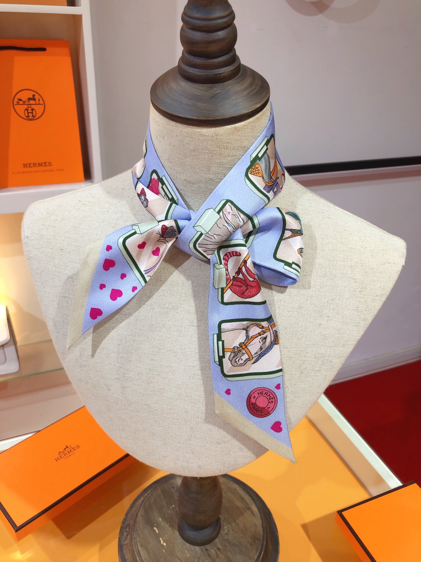 [TOP] HERMES Dynamic Sharing Twilly Scarf 86 x 5 cm - 4 Colours