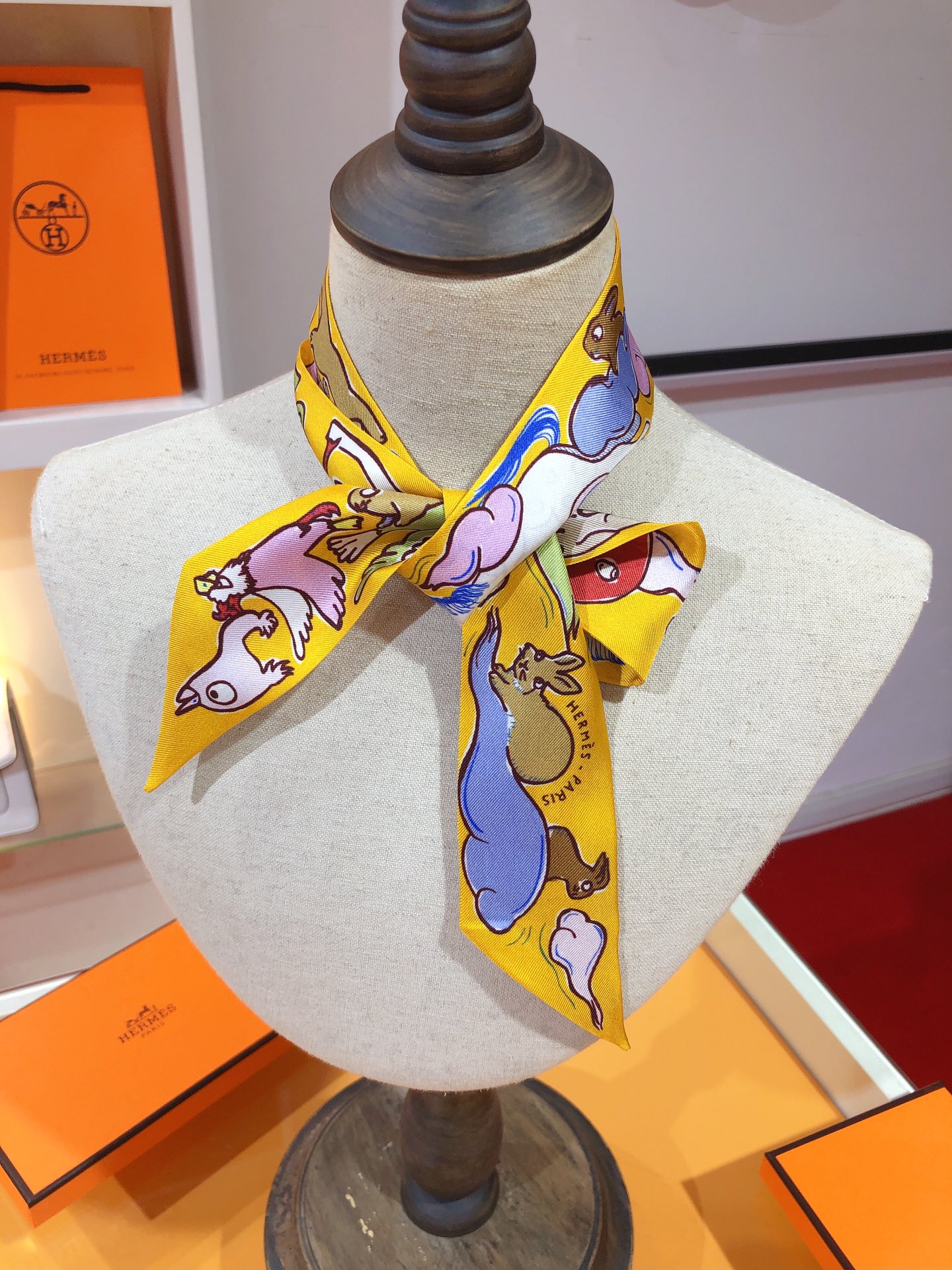 [TOP] HERMES One Thousand and One Rabbits Twilly Scarf 86 x 5 cm - 4 Colours
