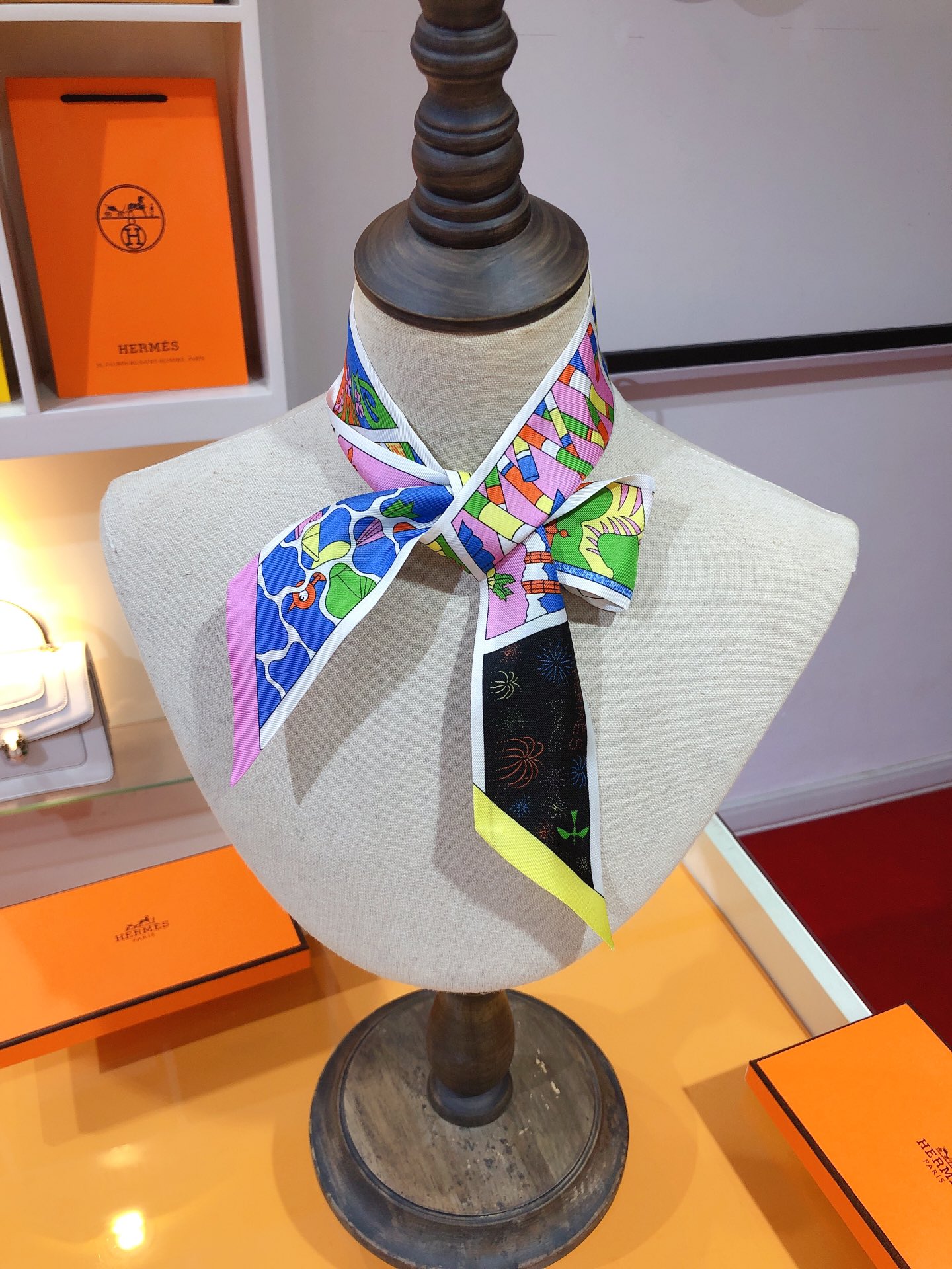 [TOP] HERMES Factory Suite Twilly Scarf 86 x 5 cm - 4 Colours