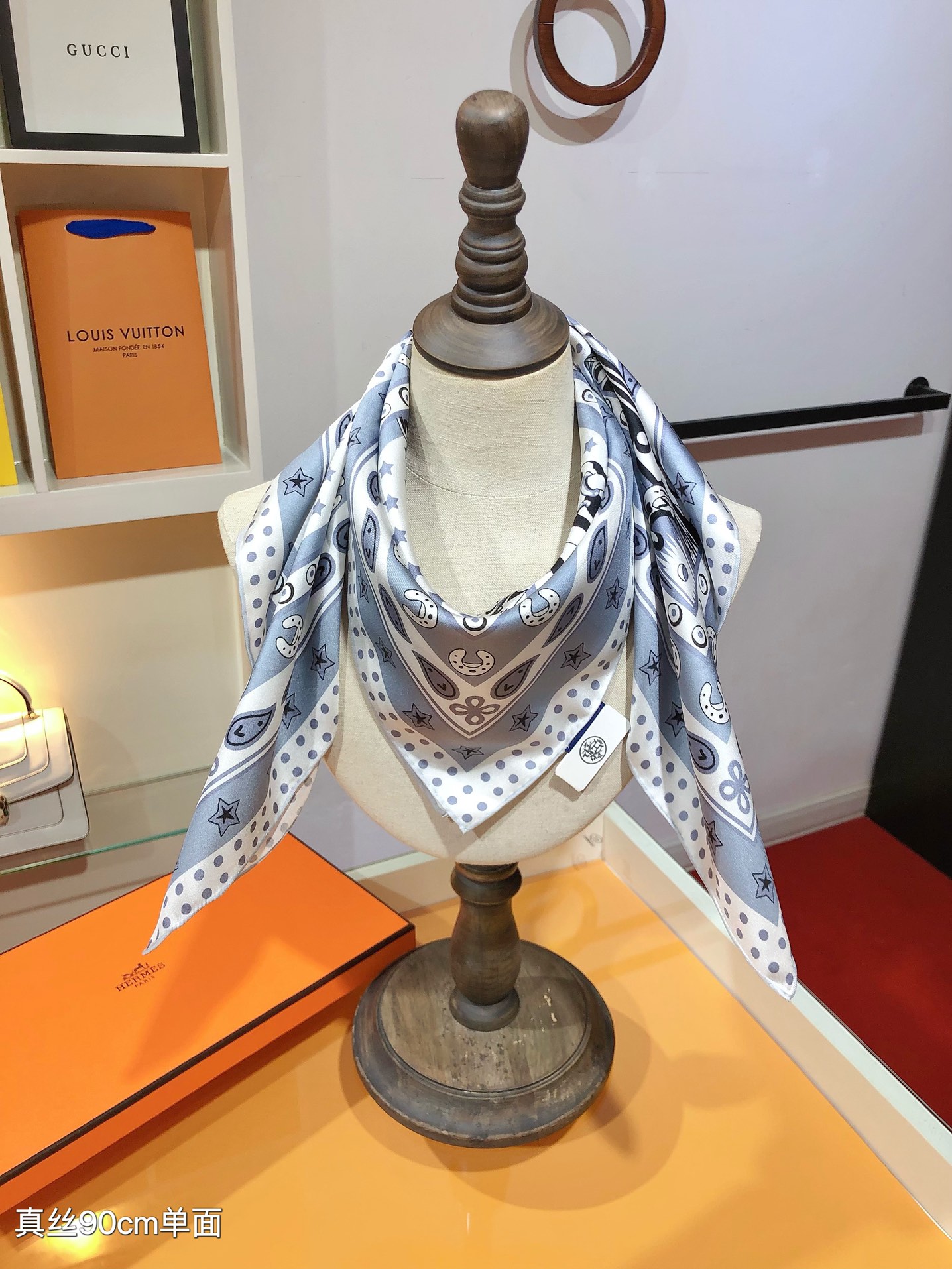 [TOP] HERMES Punk Horse Square Scarf 90 x 90 cm - 3 Colours