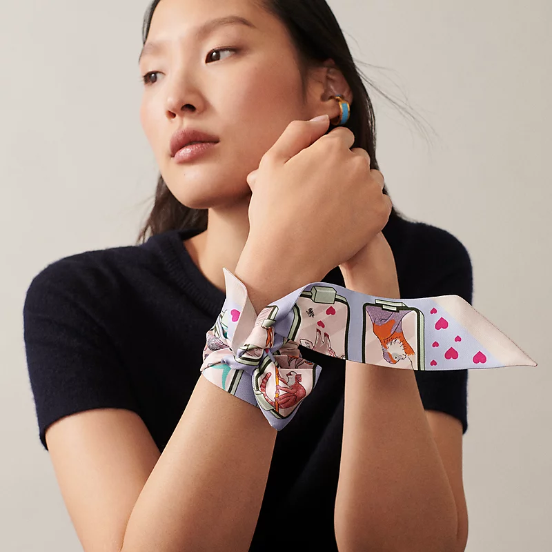 [TOP] HERMES Dynamic Sharing Twilly Scarf 86 x 5 cm - 4 Colours