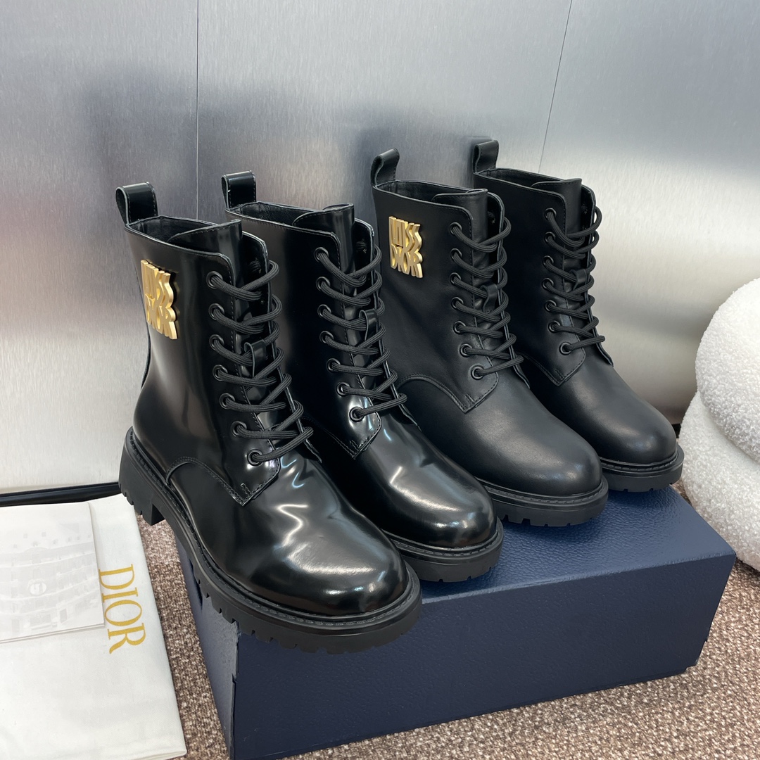 [TOP] Christian Dior MISS DIOR Metal Logo Boots - Black