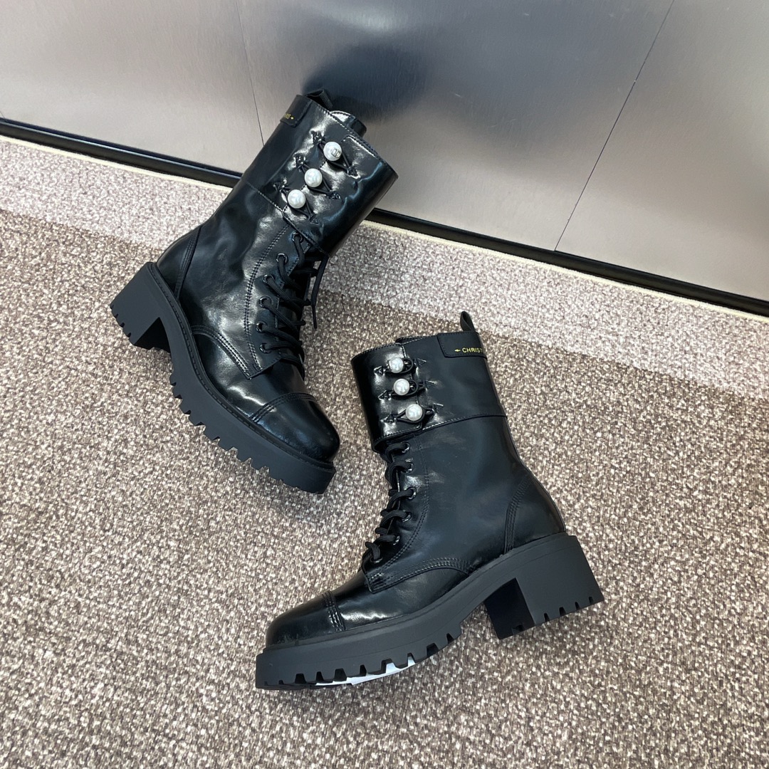 [TOP] Christian Dior 3cm Low Heel D-Strike Lace-up Boots with CD Letters and Pearls - Black