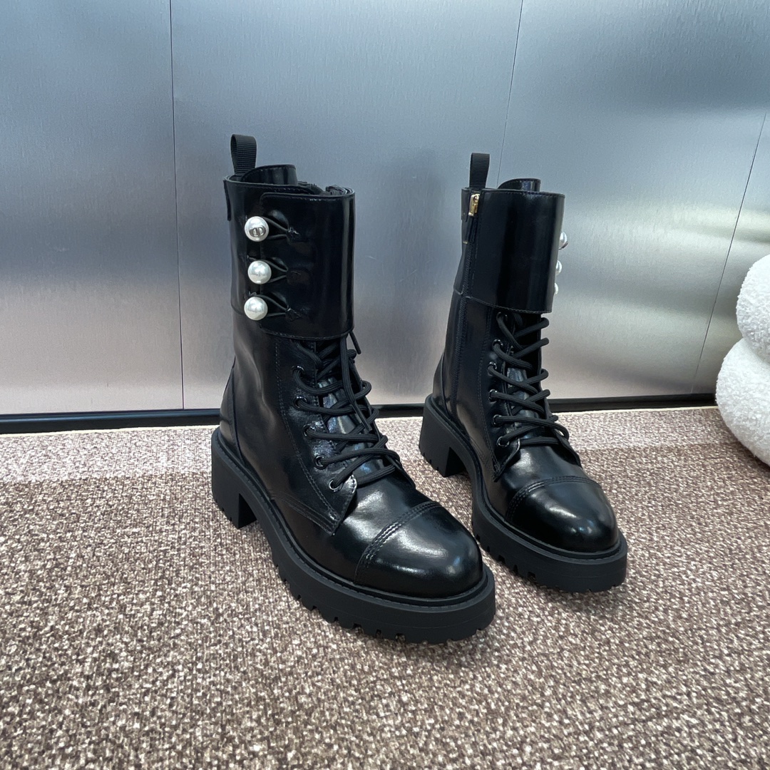 [TOP] Christian Dior 3cm Low Heel D-Strike Lace-up Boots with CD Letters and Pearls - Black