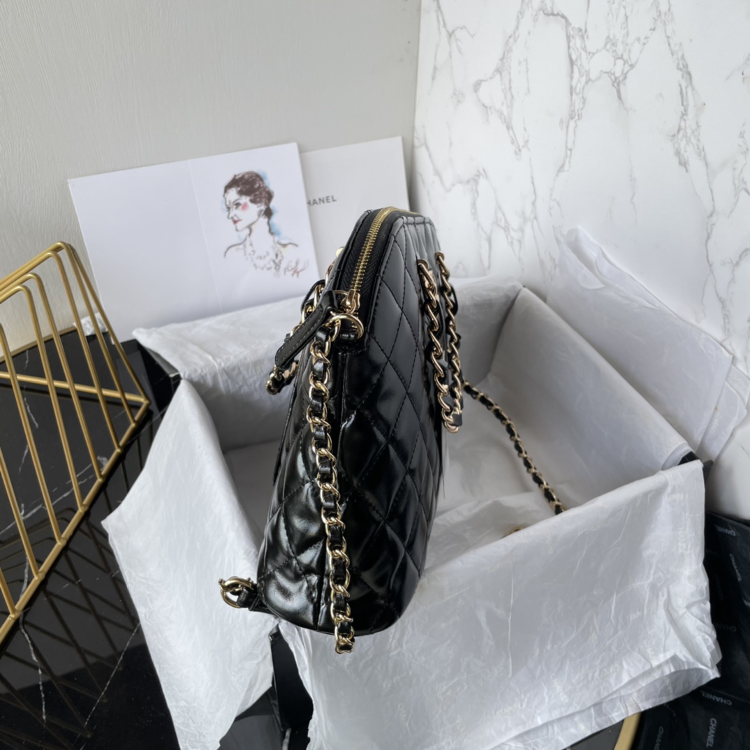 [TOP] CHANEL Shiny Lambskin Tote Bag 20.5x28.5x7cm - Black