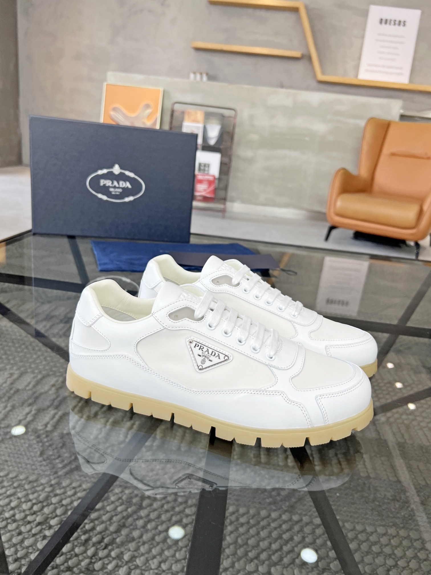 [TOP] PRADA Sports Shoes - 2 Colors