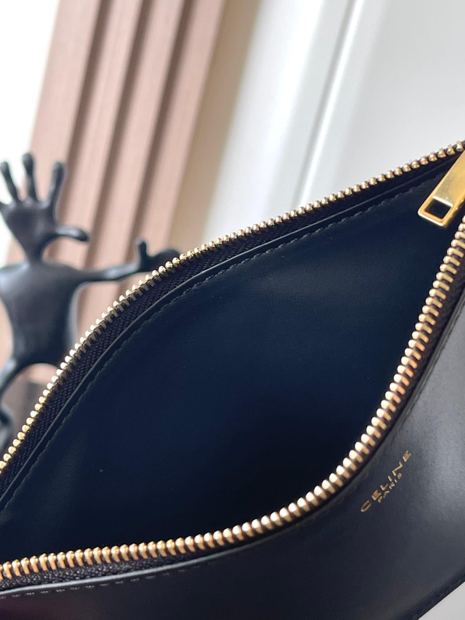 [TOP] CELINE Cow Leather Classic Straw Basket Bag 22*30*14CM - Apricot &Black