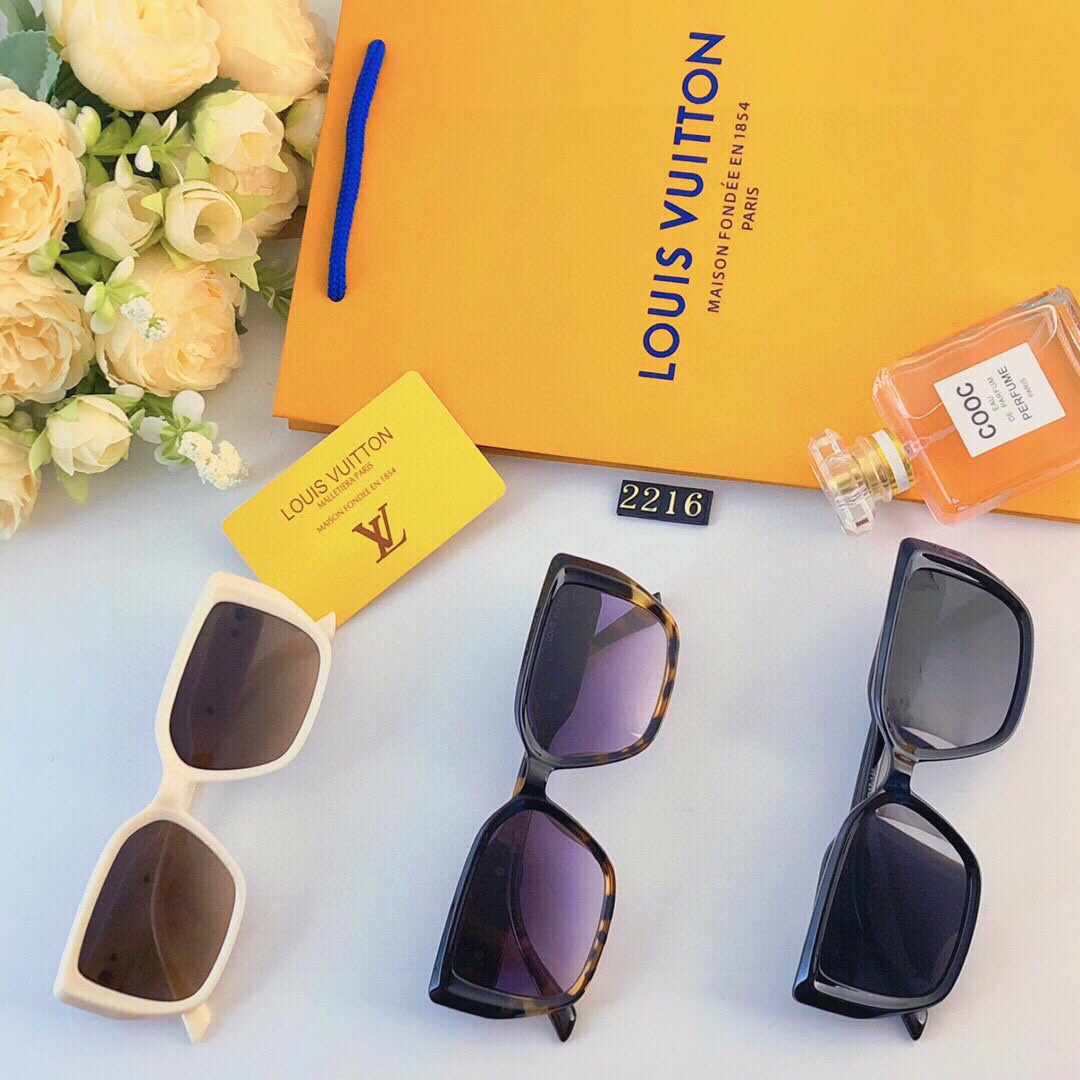 [TOP] Louis Vuitton LV Sunglasses  - 3 Color