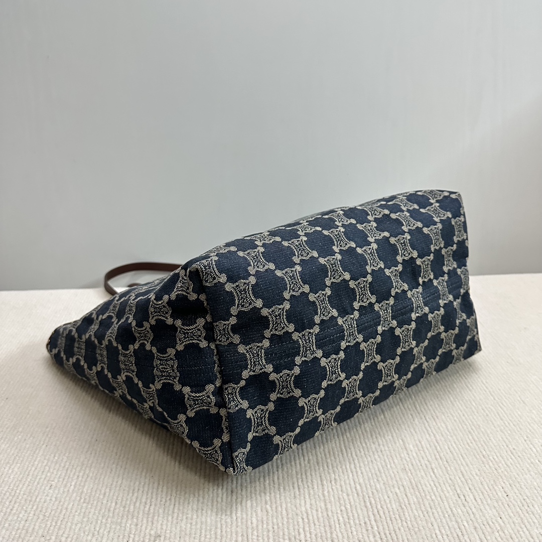 [TOP] CELINE Denim Collection Medieval Tote Bag 48×37cm - Dark Blue