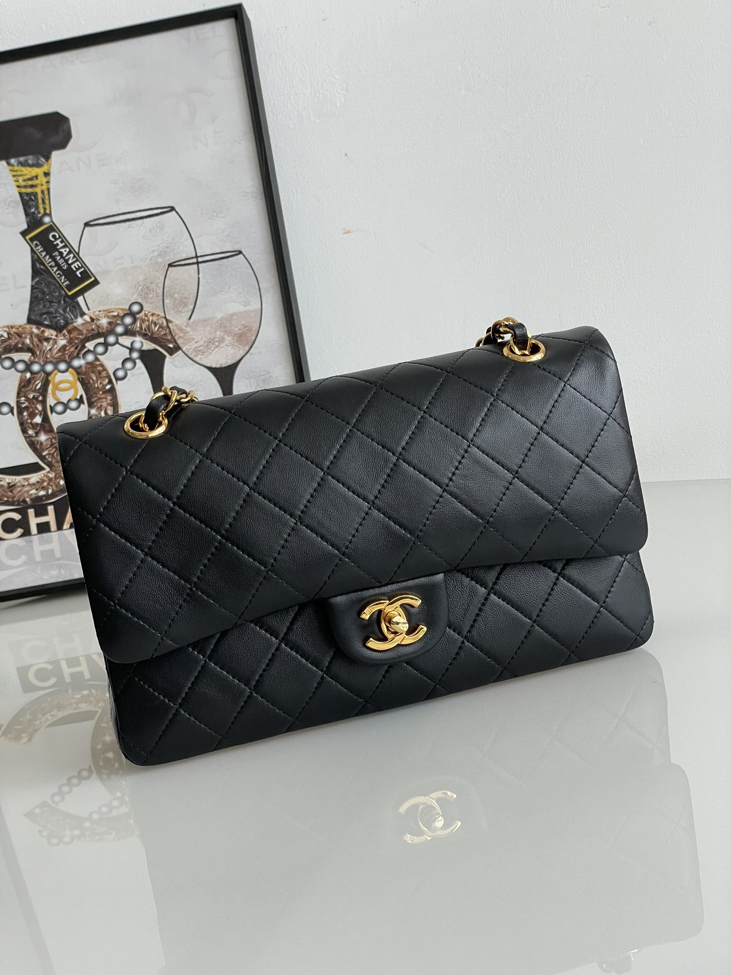 [TOP] CHANEL Vintage CF Flap Bag Sheepskin  26cm - Black
