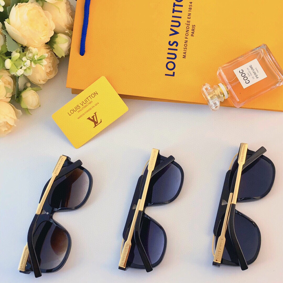 [TOP] Louis Vuitton LV Sunglasses - 3 Colors