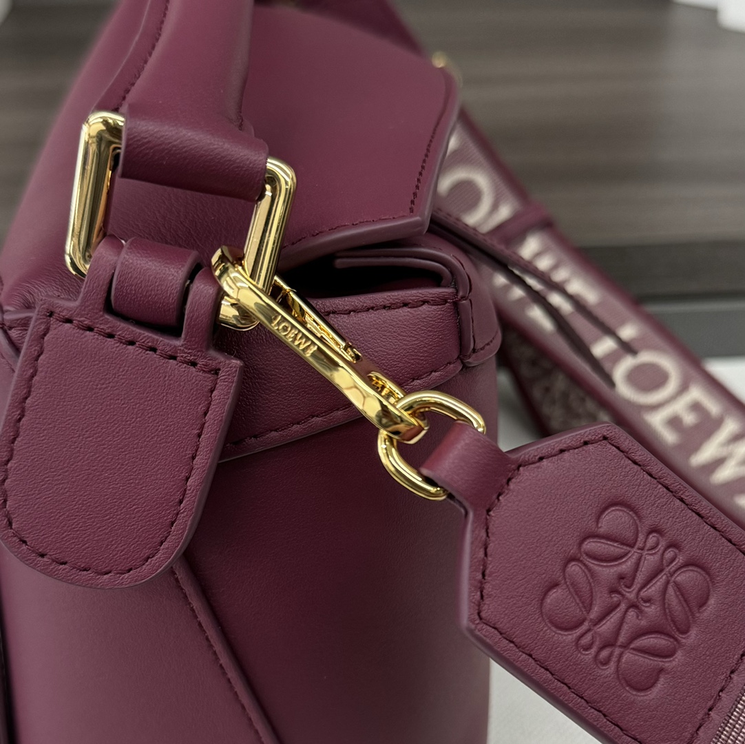 [TOP] LOEWE Puzzle Bag Small Classic Cow Leather Bag 24*10.5*16CM - Red