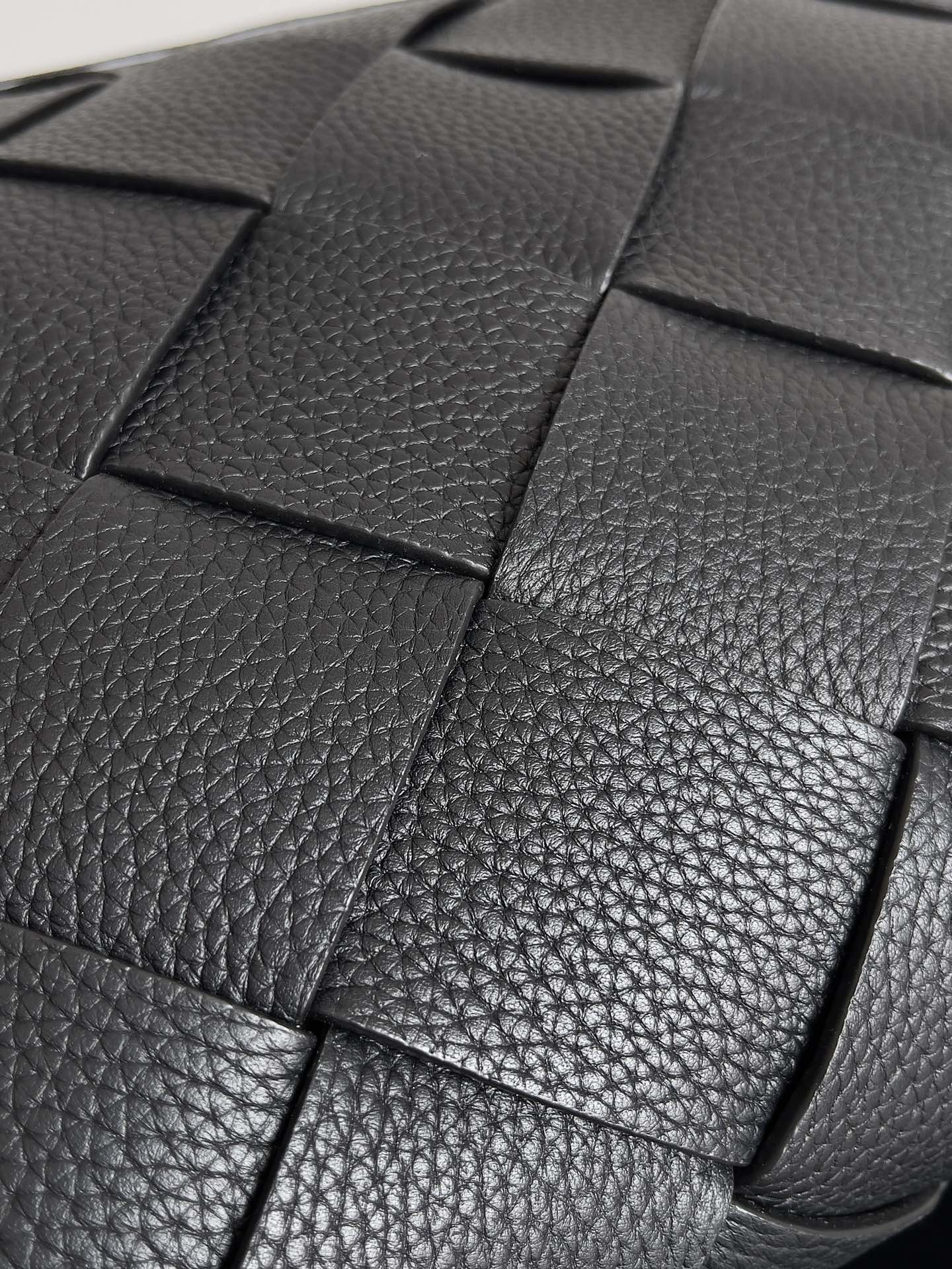 [TOP] Bottega Veneta BV Woven Diago Hobo Bag 39x24x16cm - Black