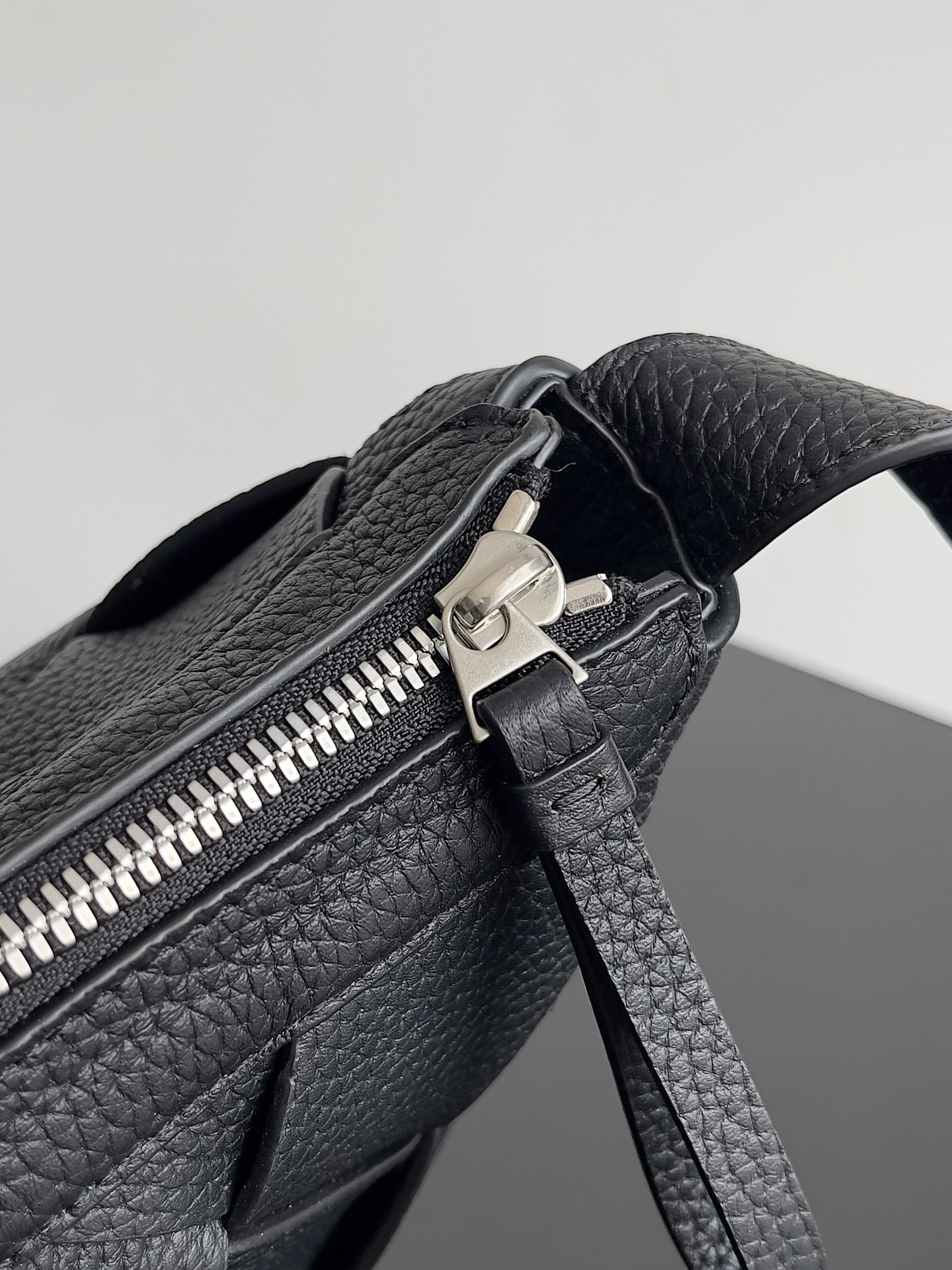 [TOP] Bottega Veneta BV Woven Diago Hobo Bag 39x24x16cm - Black