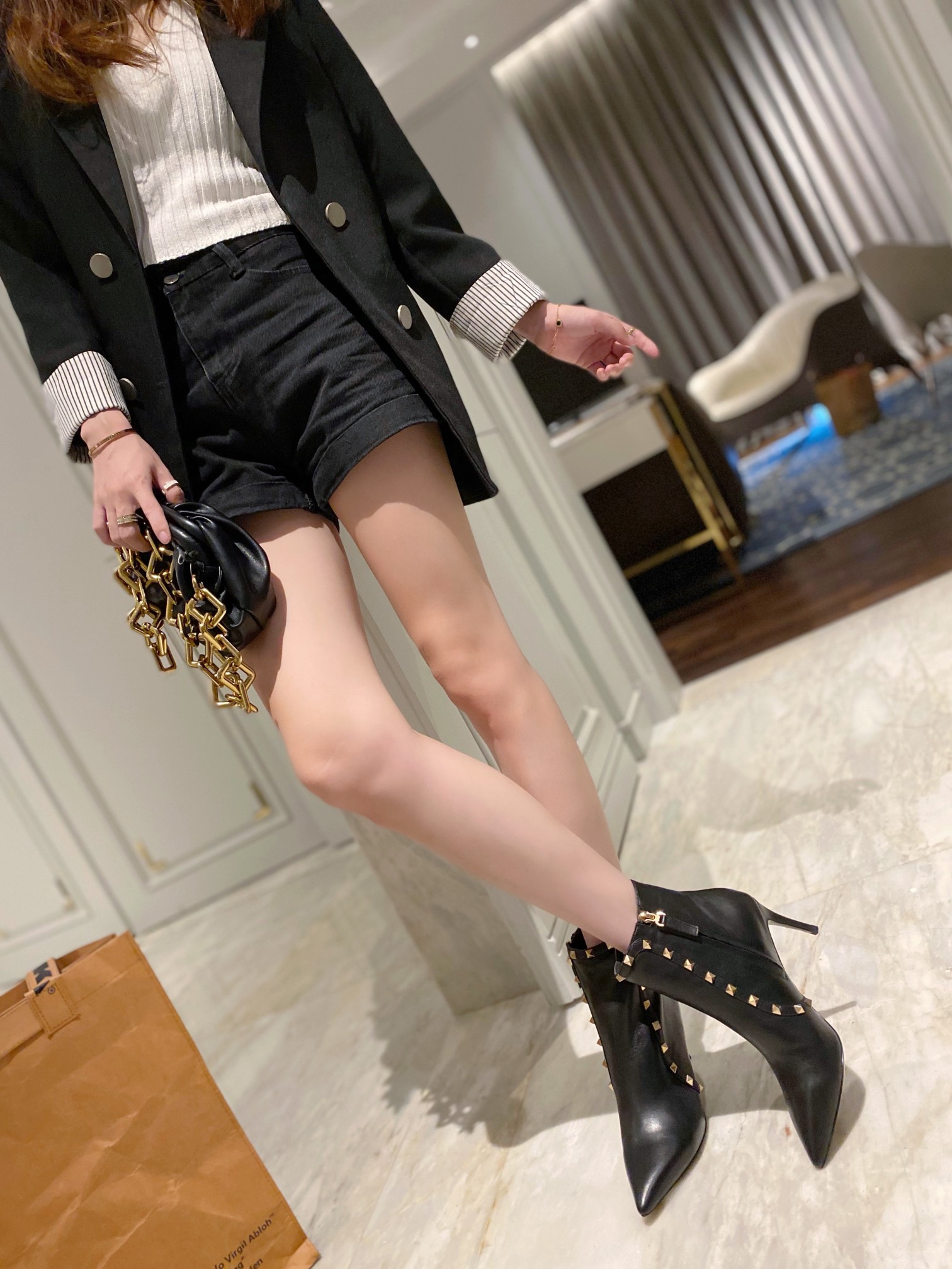 [TOP] VALENTINO 8cm High Heel Cowhide Short Boots  - Black