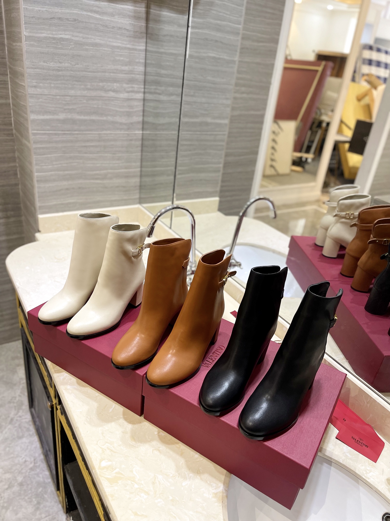 [TOP] VALENTINO 8cm High Heel Short Boots  - 3 Color