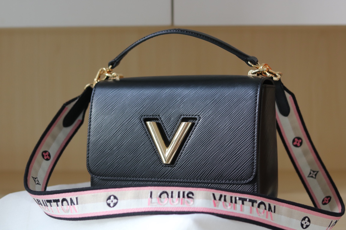 [TOP] Louis Vuitton LV Twist MM Bag 23 x 17 x 9.5 cm - Black