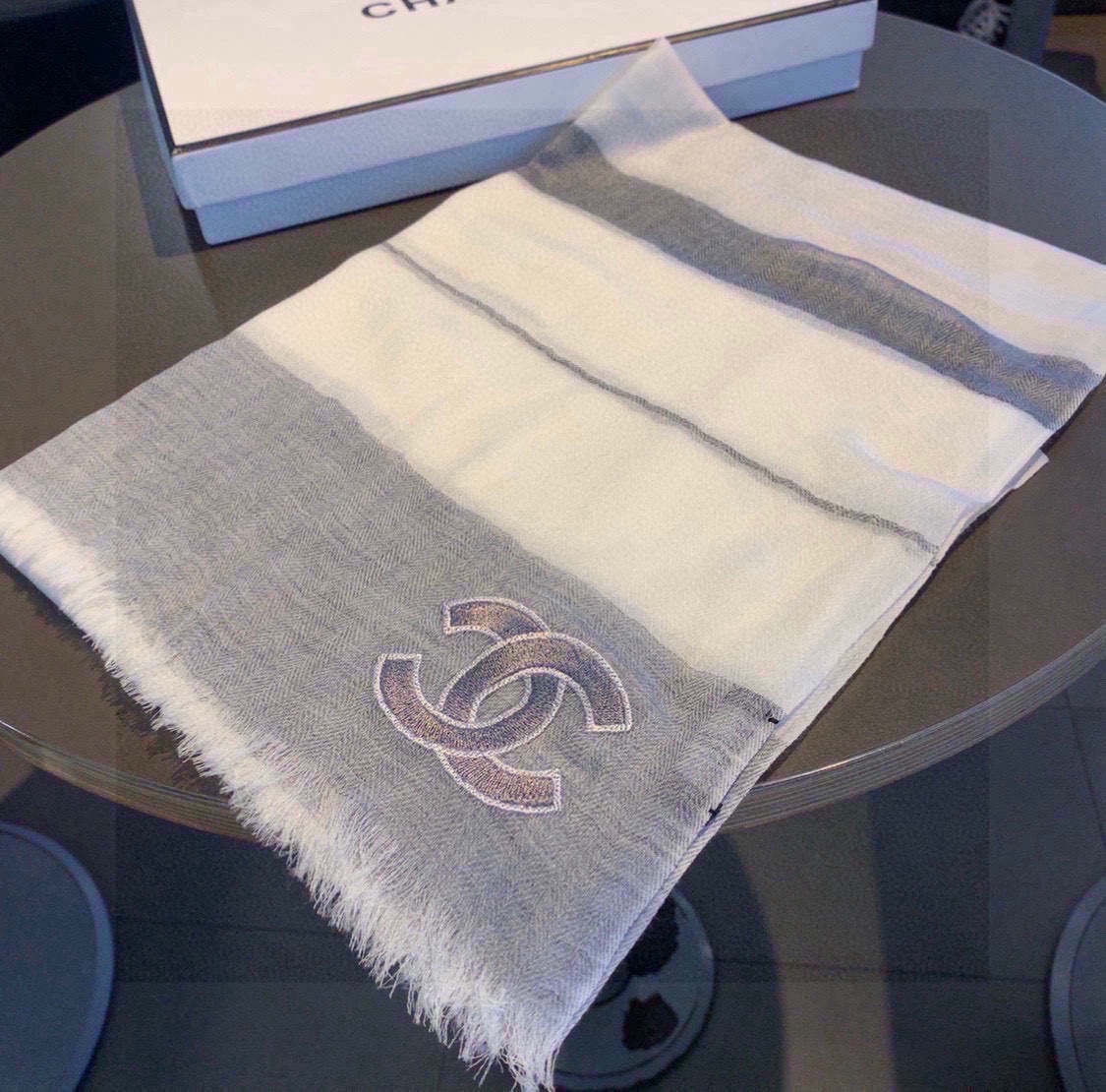 [TOP] CHANEL Classic Scarf 105X180 cm - 2 Colors