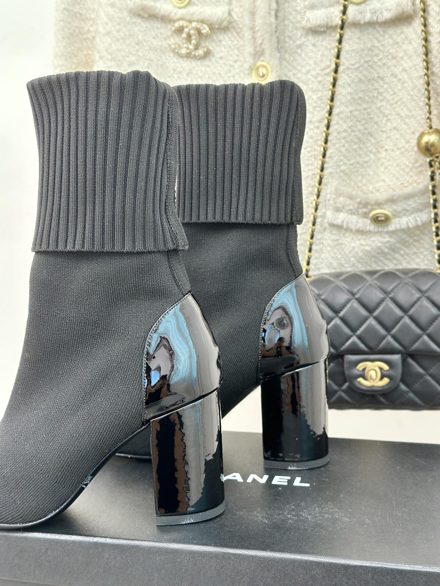 [TOP] CHANEL High Heel Sock Boots - Black & White