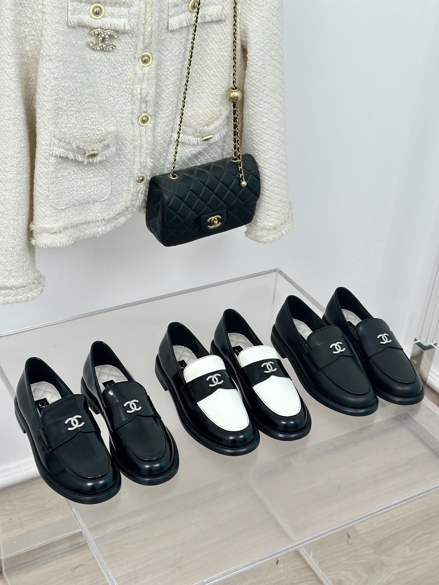 [TOP] CHANEL Color Matching Thick-soled Loafers with Silver CC Buckle  - 3 Color