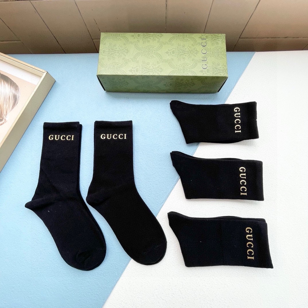 [TOP] GUCCI  Men's Socks-5 Pieces as a Set