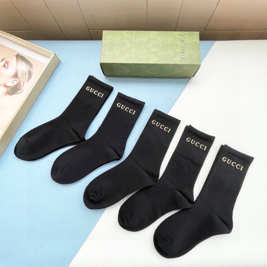 [TOP] GUCCI  Men's Socks-5 Pieces as a Set