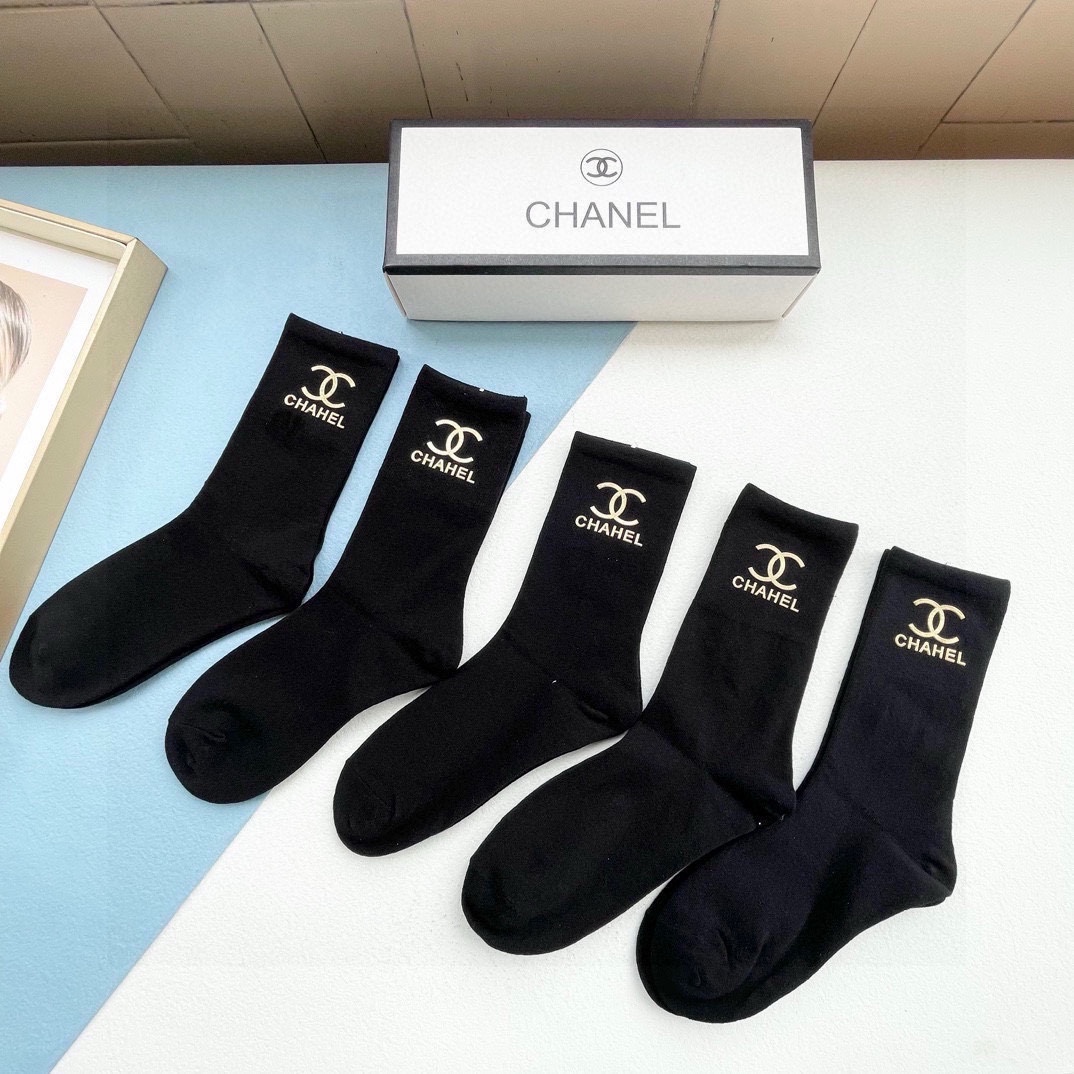 [TOP] CHANEL  Men's Socks-5 Pieces as a Set