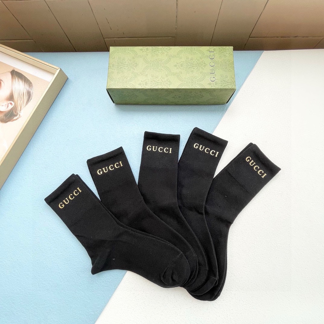 [TOP] GUCCI  Men's Socks-5 Pieces as a Set