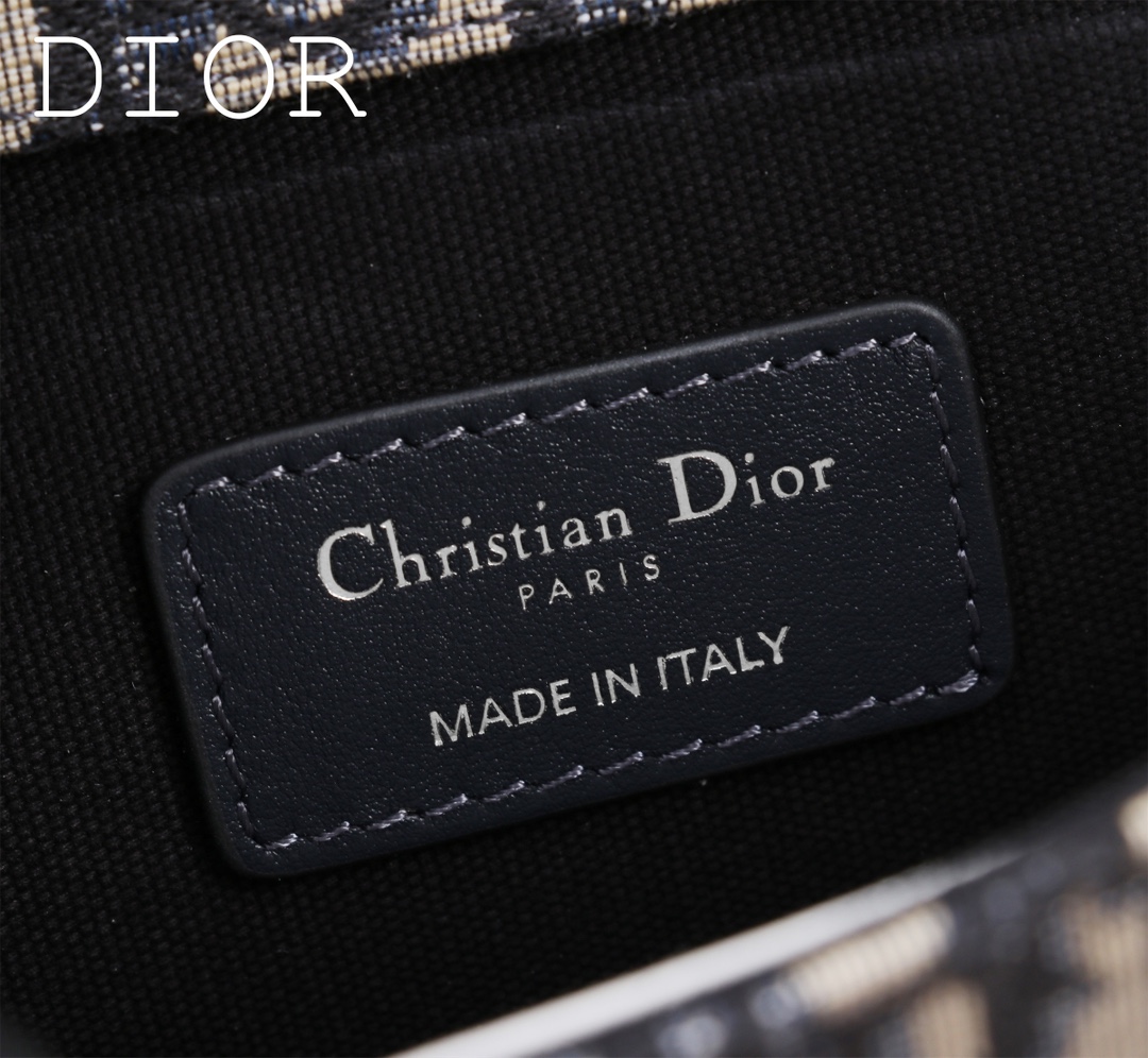 [TOP] Christian Dior East-West 30 Montaigne Bag 21 x 12 x 6cm - Blue